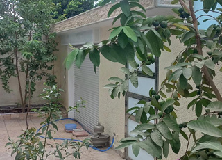 فيلا للبيع مجهزة بشكل جيد في السواني