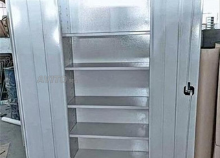 armoire métallique pour collectivité