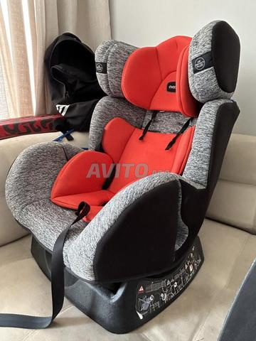 مقعد سيارة في حالة جيدة جداً Evenflo