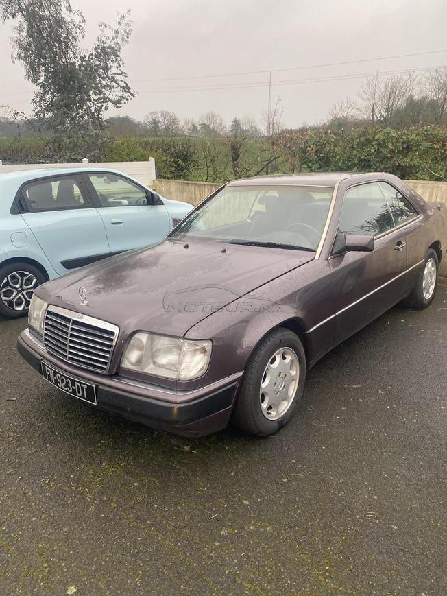 Mercedes-Benz 230 Essence Manuelle 1991 à Rabat