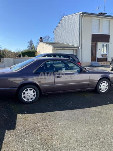 Mercedes-Benz 230 Essence Manuelle 1991 à Rabat - 2