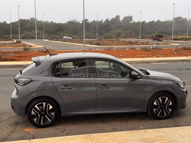 Peugeot 208 Diesel Manuelle 2024 à Ain Attig