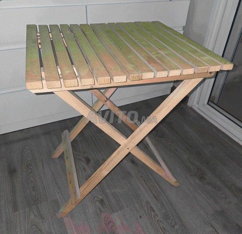 طاولة قابلة للطي