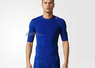 T-shirt Adidas Techfit - Noir/Bleu - Taille M