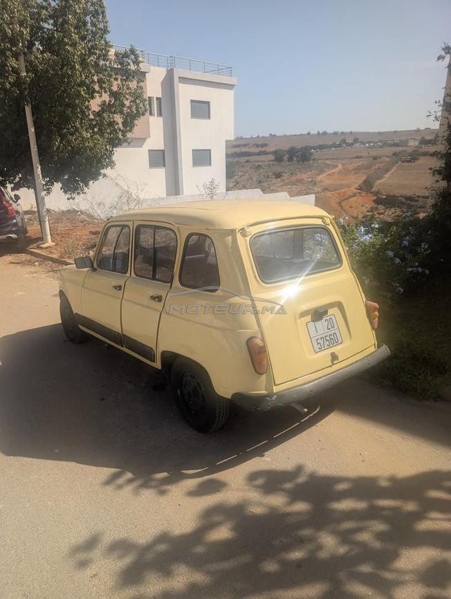 Renault 4 