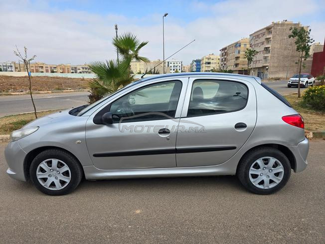 Peugeot 206 Essence Manuelle 2011 à Fès
