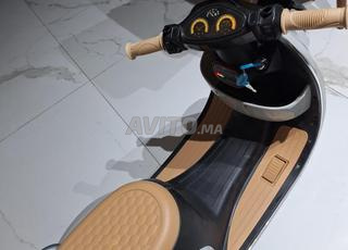 Mini-Moto Electrique pour enfant de 2 à 4 ans