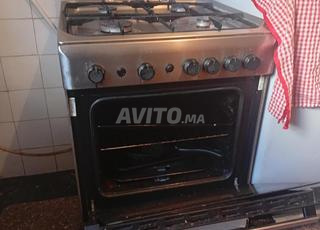 Réfrigérateur et four