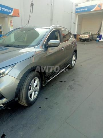 Nissan Qashqai Diesel Manuelle 2019 à Rabat - 2