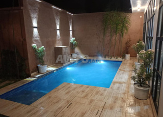 OFFRE spéciale charmante villa avec piscine