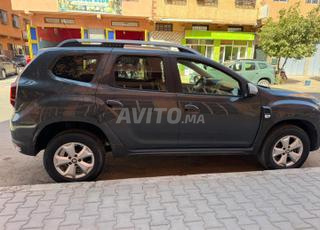 سيارة جديدة