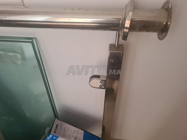 بيع إطار اينوكس وزجاج لـ 3 شرفات