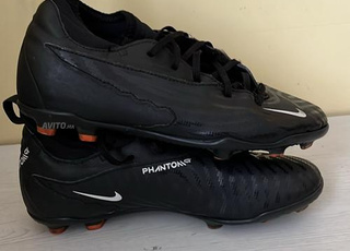 Chaussure de foot phantom bon etat