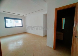 Appartement neuf à louer vide de 3ch