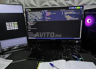 حاسوب ألعاب مازال نظيف