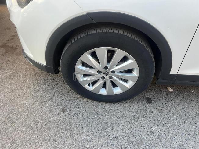 voiture seat arona