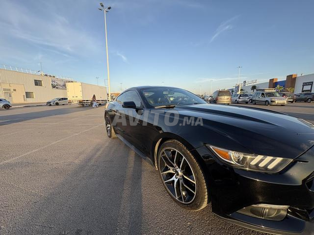 Ford Mustang Essence Automatique 2017 à Fès - 2