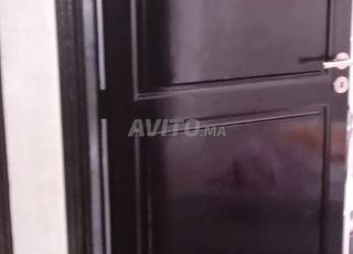 3 أبواب خشب مصمت