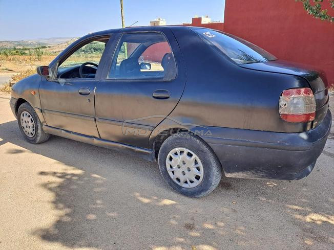 سيارة فياط سيينا
