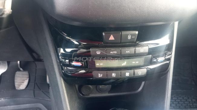 Peugeot 208 tout option samsara nn 