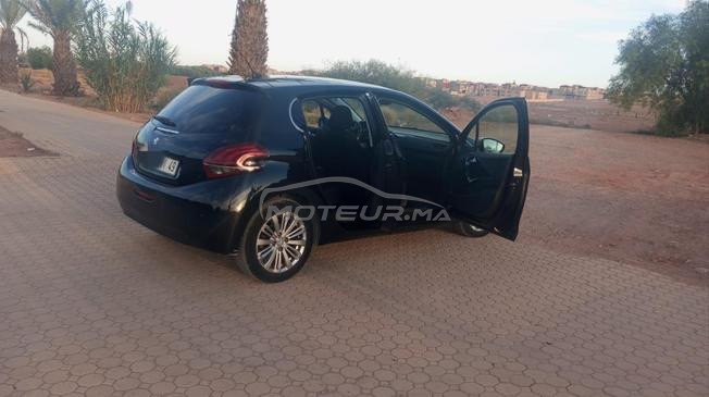 Peugeot 208 tout option samsara nn 