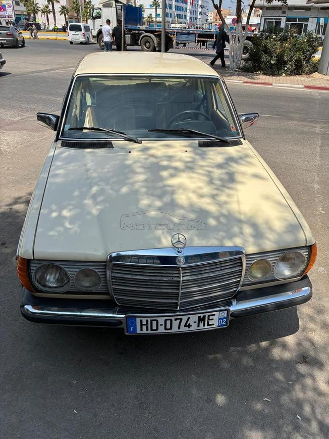 Mercedes-Benz 250 Essence Automatique 1980