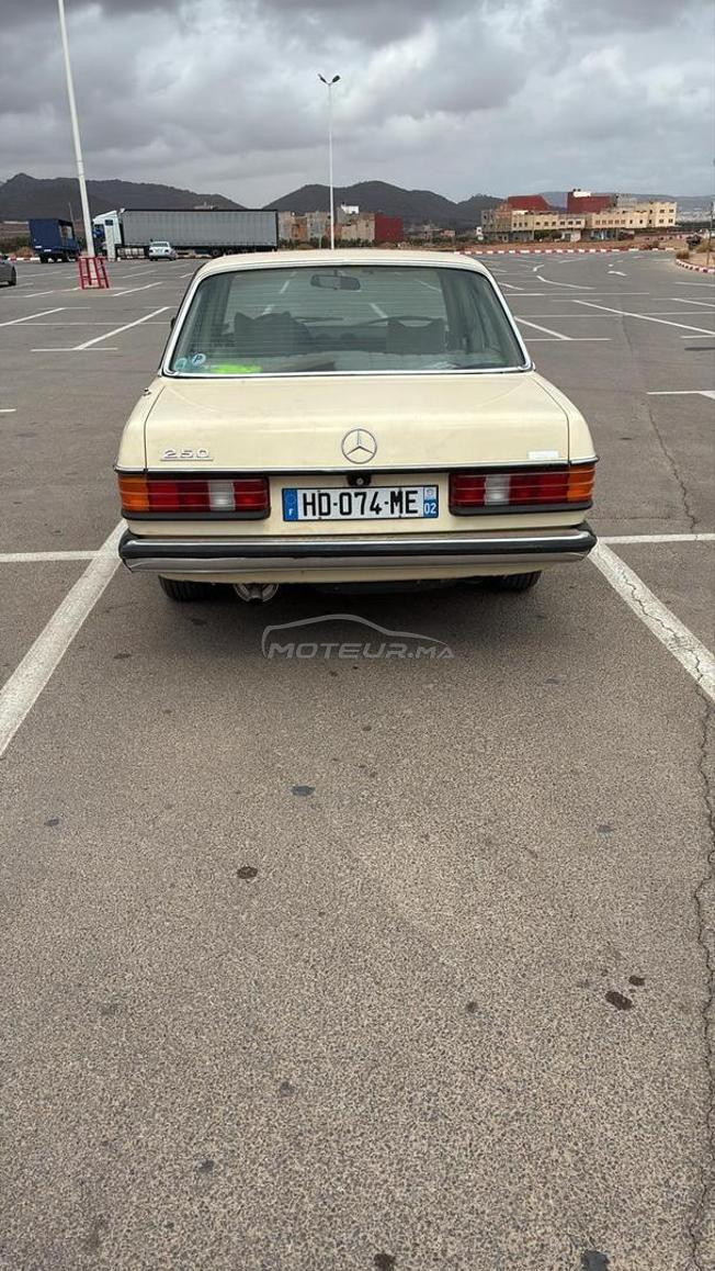 Mercedes-Benz 250 Essence Automatique 1980