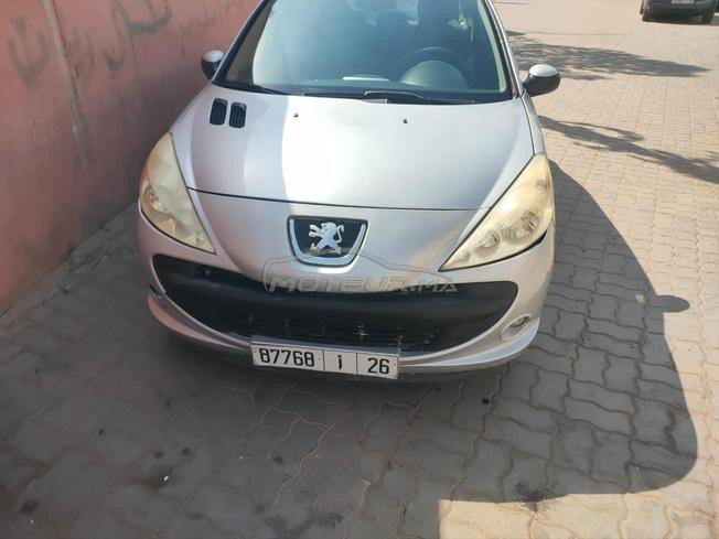 Peugeot 206 en bon état Mod 2010