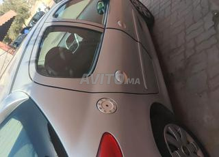 بيجو 206 في حالة جيدة موديل 2010