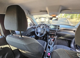 Peugeot 208 Diesel Manuelle 2021 à Fès