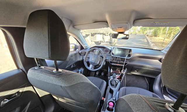 Peugeot 208 Diesel Manuelle 2021 à Fès