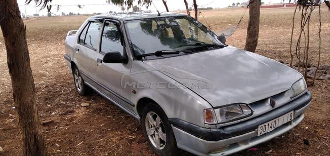 Renault 19