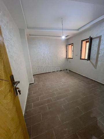 شقة جديدة على مستوى عال حي المطار - 2