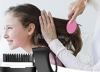 فرشاة تمليس صغيرة محمولة للمنزل والسفر