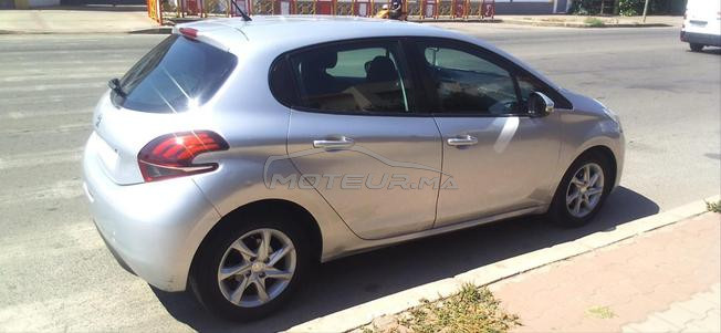 Peugeot 208 Diesel Manuelle 2019 à Temara
