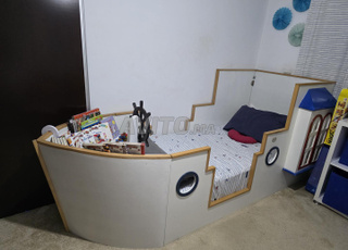 Lit bateau en très bon état