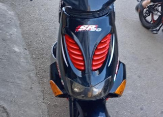 دراجة نارية أبريليا