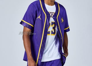 Ensemble Jordan Lakers