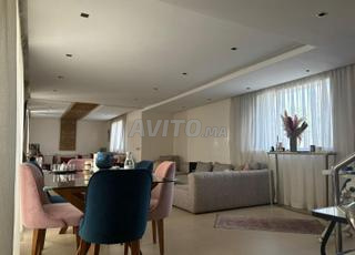 بيع فيلا للاستخدام التجاري أو السكني