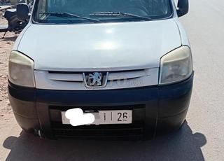 سيارة بيجو بارتنر للبيع