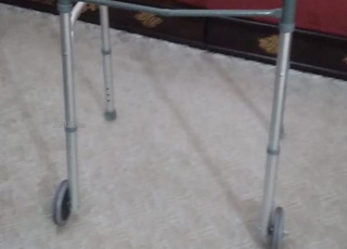 Poussette encore propre