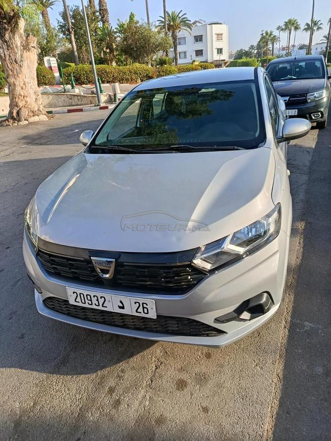 Dacia Logan essence automatique modèle 2022 
