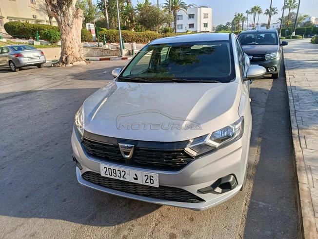 Dacia Logan essence automatique modèle 2022 