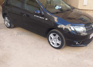 Vente voiture sanderovente daciv