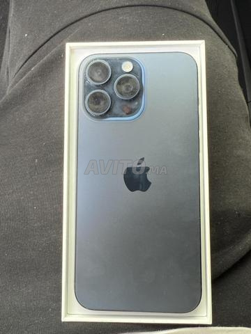 Iphone 15 pro max blue 100 batterie recharge - 2