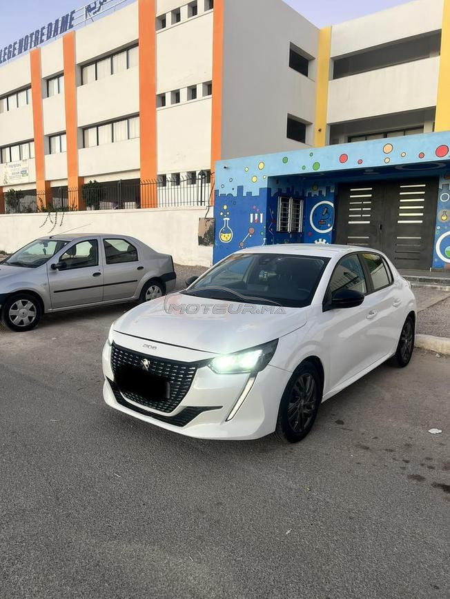 Peugeot 208 tout option 