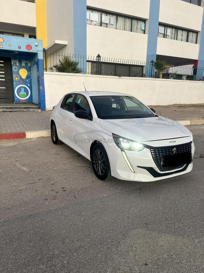 Peugeot 208 tout option 