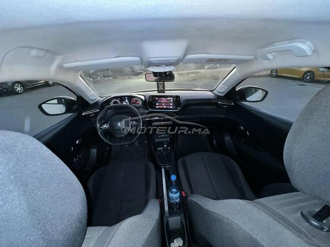 Peugeot 208 tout option 