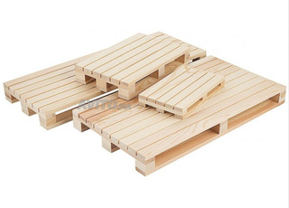 39. Palette bois décor