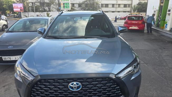 A vendre Toyota corollaire cross hybride